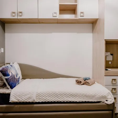 アパート La88 Bayview Iii スリーマ